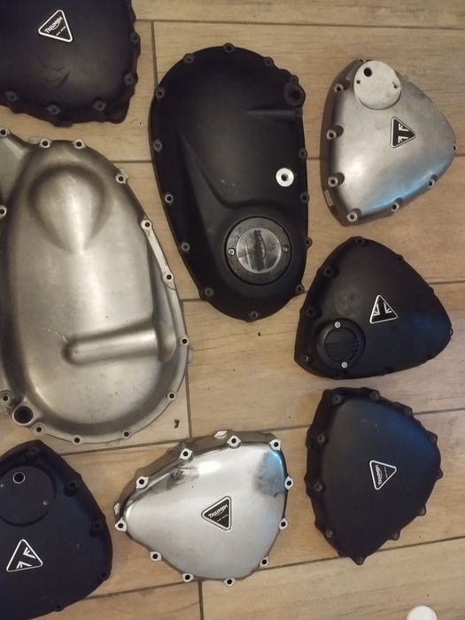 Capace motor pentru motociclete Triumph