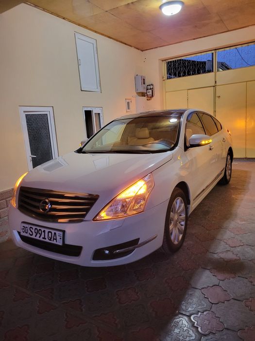 Ниссан тяна 2009