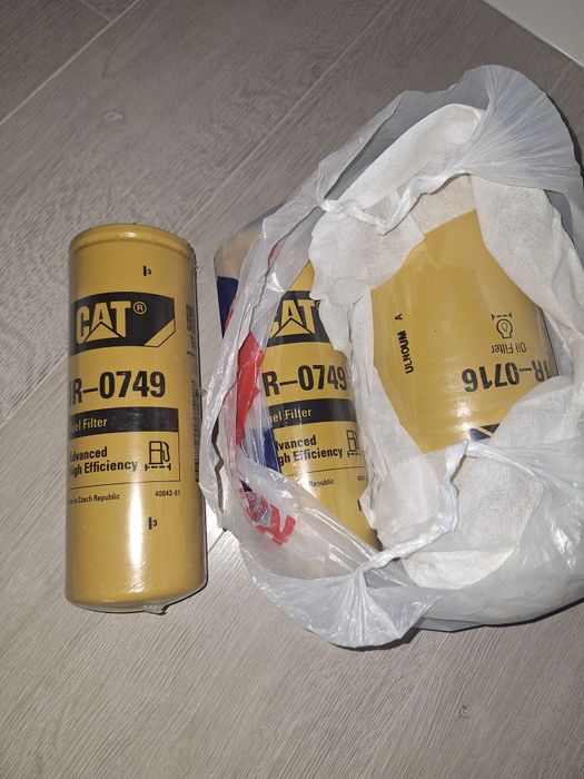 Срочно продам деталый от CAT