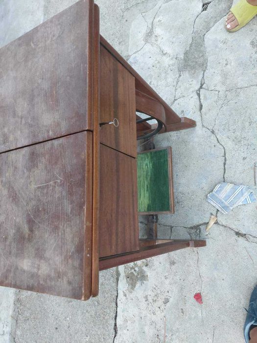 Продавам шевна машина „Панония“ – работеща