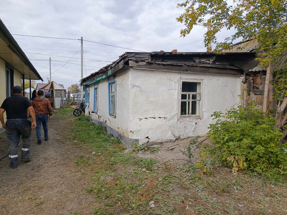 Участок 10 соток ИЖС с домом