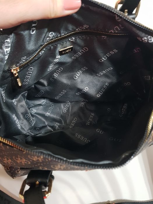 Guess geantă incăpătoare