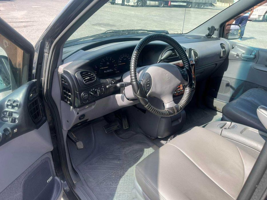 Chrysler voyager