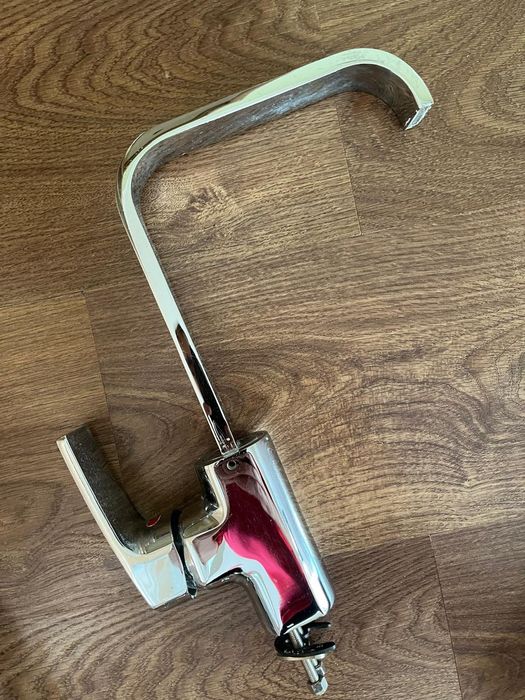 Продаю б/у смесители