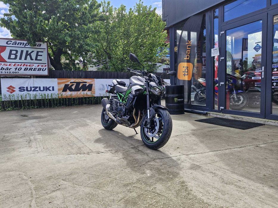 Kawasaki Z900 -0km pret livrare prin EST BIKE Campina