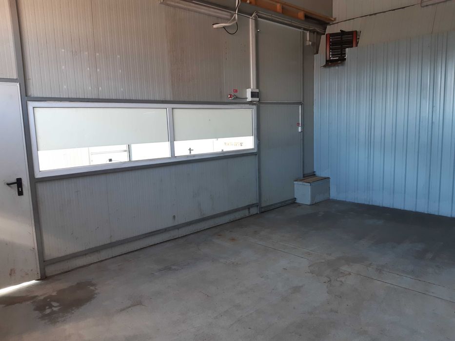 Inchiriez modul hala 28mp. pt.activitati economice