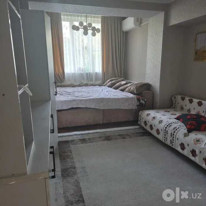 Продаётся Ц-12, Лабзак 2/3/4 Центр Парковая Зона 54 м² с Обстановкой
