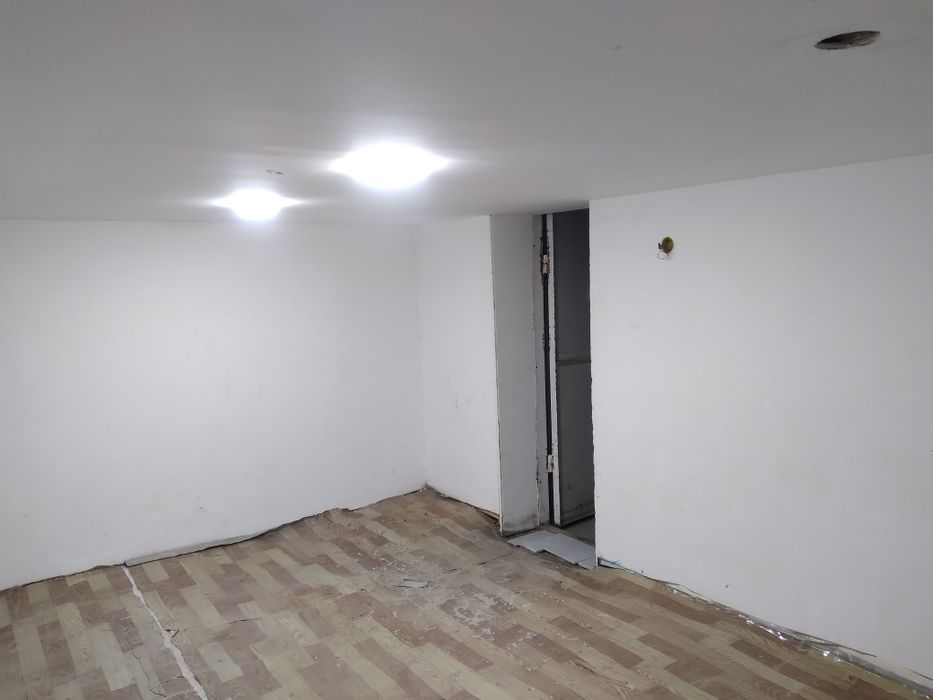 Arenda podvol 30 kv chlonzor 20 kv yoli yuzi metroga yaqin skladga