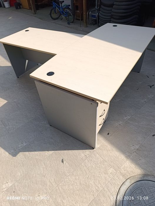 Продам офисный Т образный стол