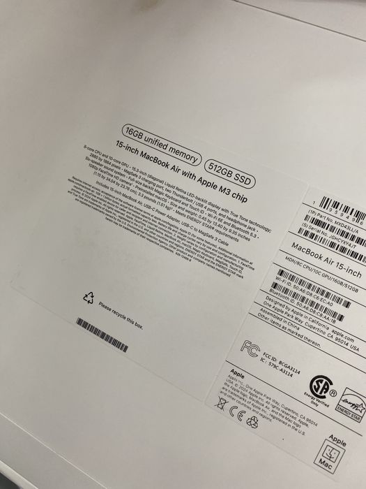 MacBook Air 15 inch M3  16 GB / 512 SSD