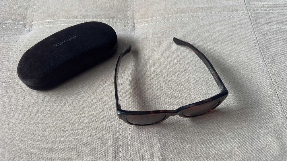 TOM FORD TF5040 182 barbatesti autentici