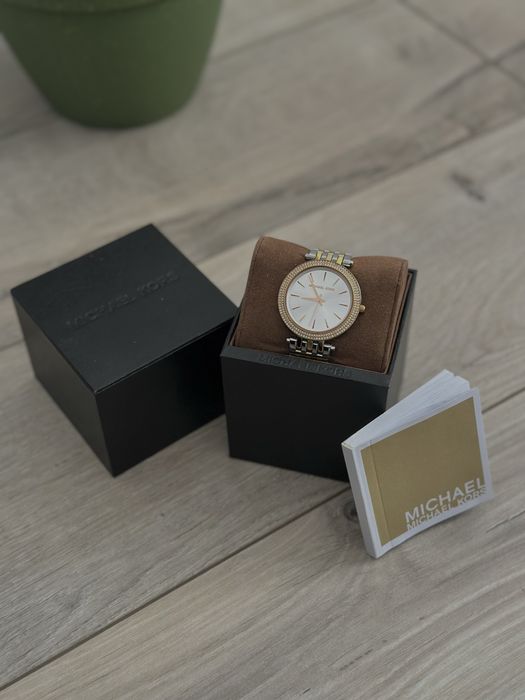 Michael Kors дамски часовник като нов, с кутия