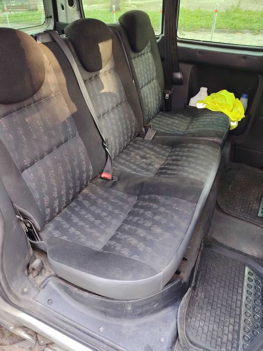 Продавам Ситроен Берлинго 1