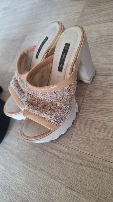 36/37 размер срочно 1 пара 800тг