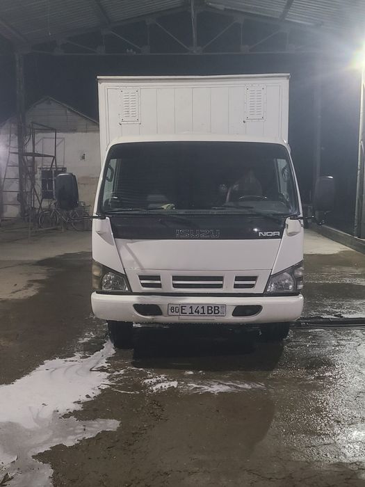 Isuzu.      2014