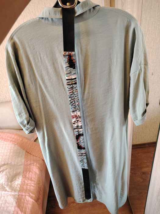 Продам платье  бу