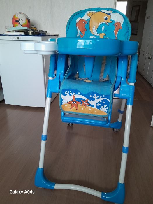 Продавам детска кошара,столче за хранене,лятна количка,