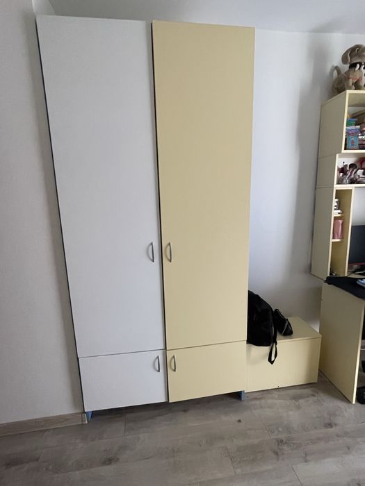 Set mobilier pentru camera