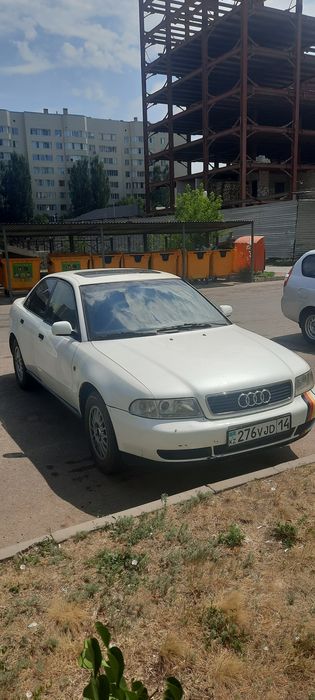 Продам машину ауди а4 б5