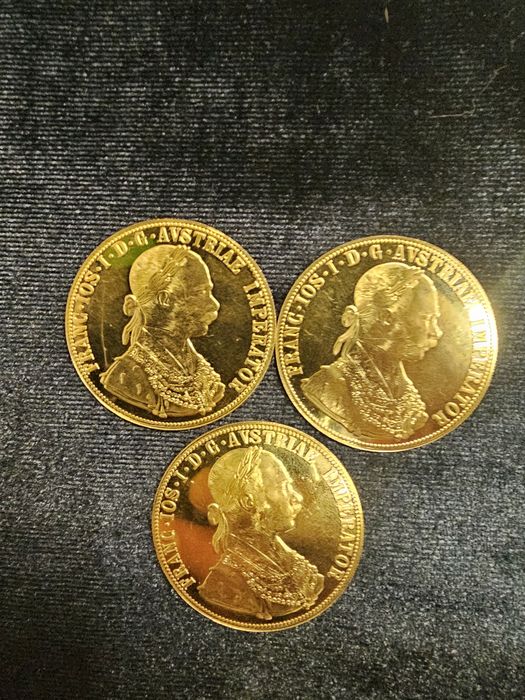 Златни четри дуката