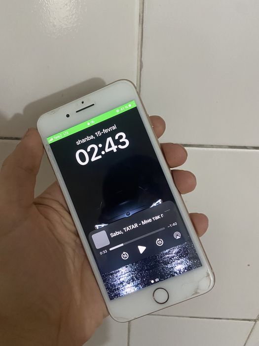 Iphone 8 plus 128 talik