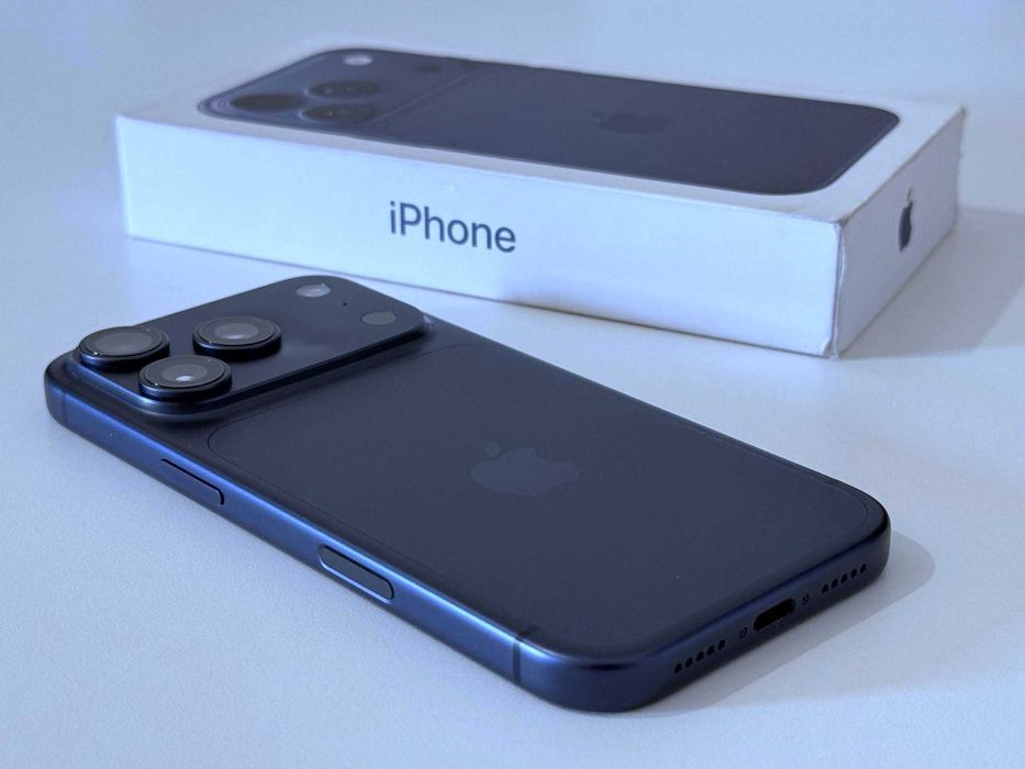 Бартер! iPhone 17 Pro Deep Blue (Син) 98% Батерия! (За части)