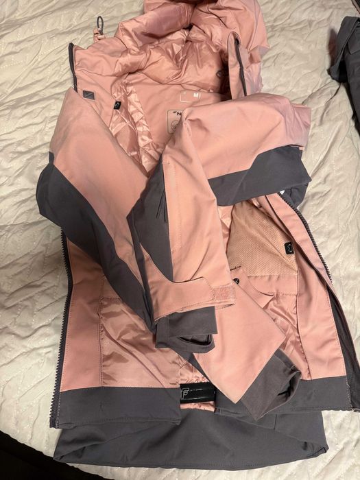 Costum schi damă 4F NeoDry 8000 – geacă + pantaloni – M (38–40)