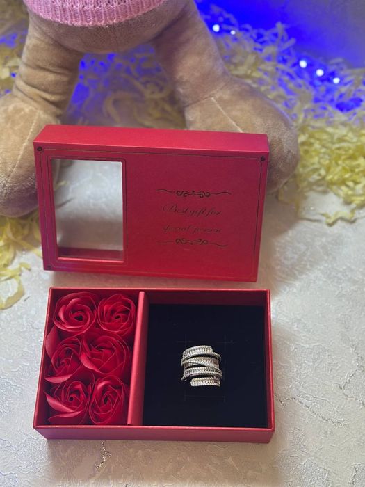 Sifatli bijuteriya
Zire, braslet, sipochka
Karobkada va karobkasiz sot