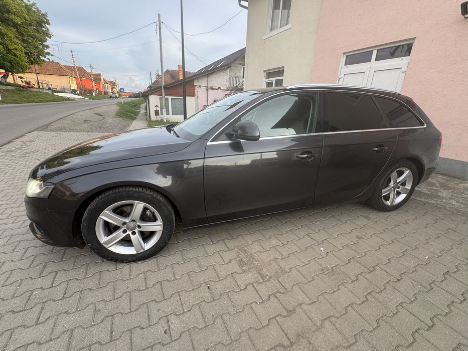 AUDI A4 Avant 2010 — imagine 3