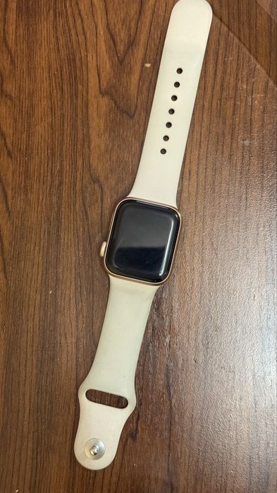 Apple watch SE 40мм