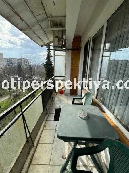 Продава се Тристаен апартамент в Пловдив, Христо Смирненски - 92 кв.м за 1249 €/кв.м - Снимка #16