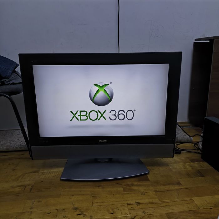 Продам телевизор Hitachi hdmi