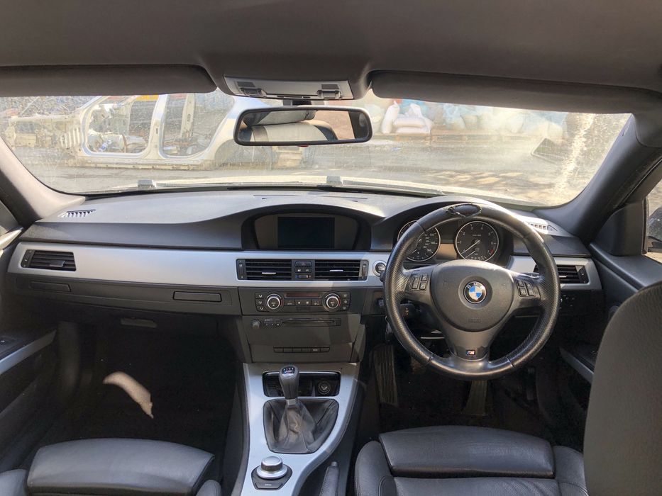 Продаваме бмв е90 bmw e90 320и 320i