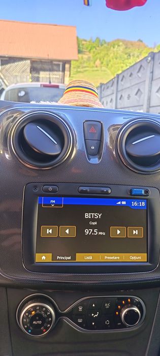 Vînd Sandero stepay an 2020-- benzină cu turbo .