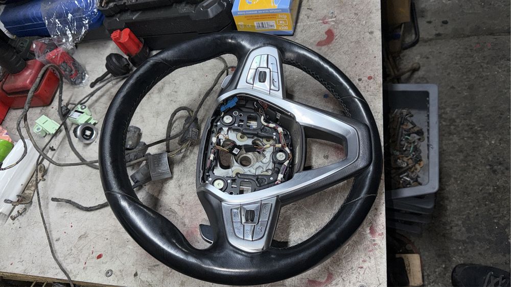 Volan bmw g11 g12 g30 g31 padele vibratii incalzire