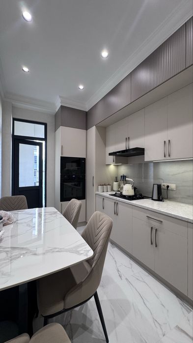 ЖК High Town на Юнусабаде 4х комнатная 7й этаж 17 этажка