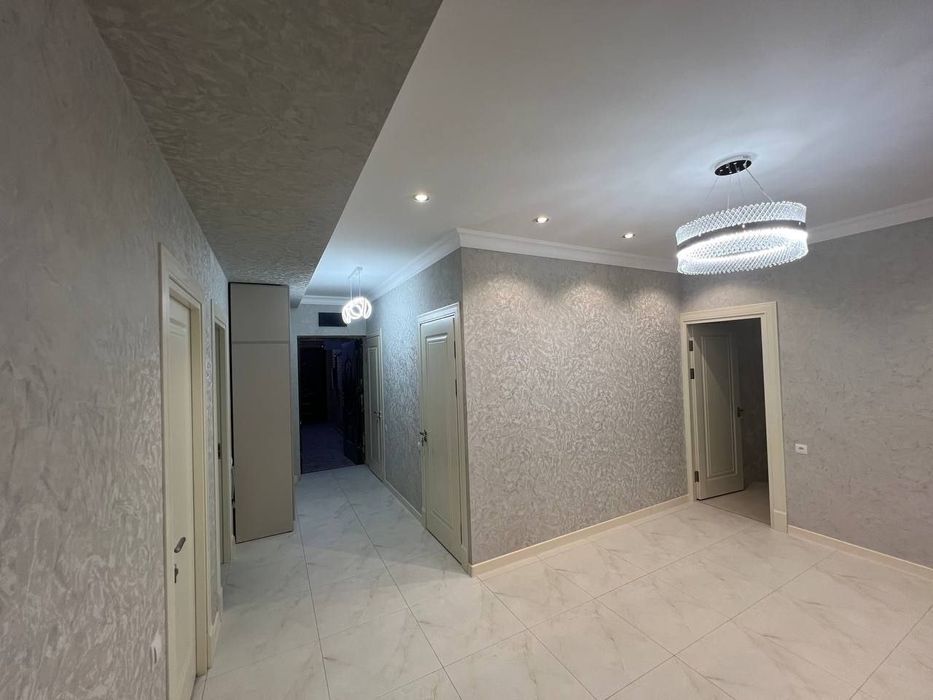 Укомплектованая квартира 3 комнаты 82м² цокольный этаж Мирабадский р-н