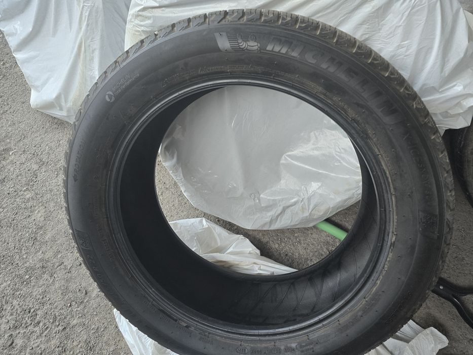 Michelin x ice snow 265/50/ R22