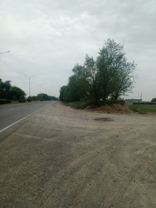 Продам участок с недостроеным домом