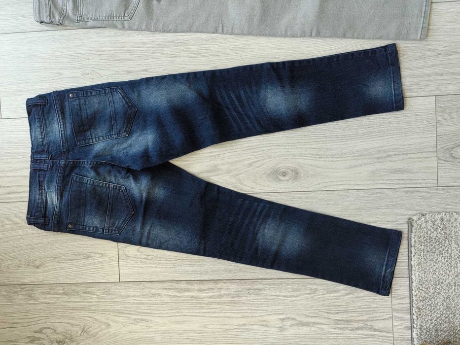 Нови  дънки за момче