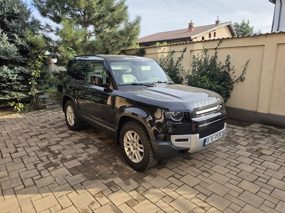 Defender 2022-  Garanție producător  până in 2027 - 70.000 km
