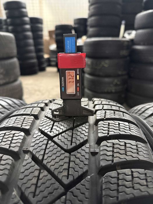 2x Anvelope noi de Iarna 245/45 r18 seal - Pirelli Sottozero 3 Winter