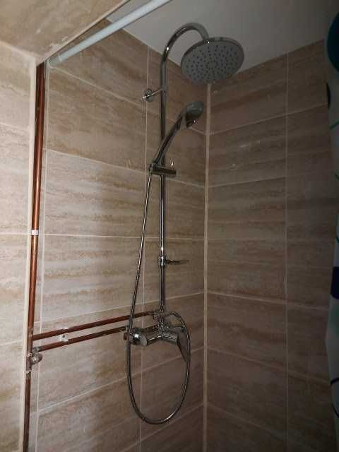 Vând garsonieră 20 mp zona Artego, strada Ciocârlău bloc 13 Târgu Jiu