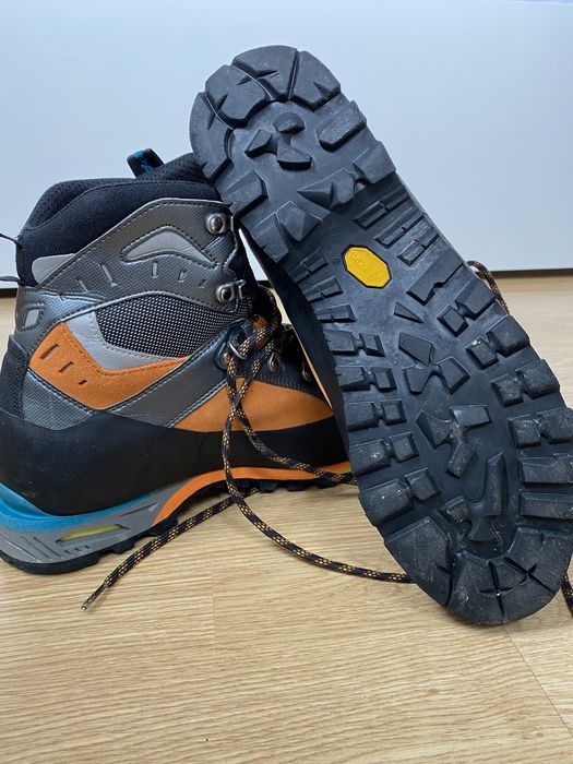 Bocanci altitudine Scarpa Triolet