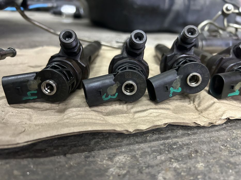 Kit injectie bmw f10 f11 f07 f30 f31 injectoare 184 cai 218 cai