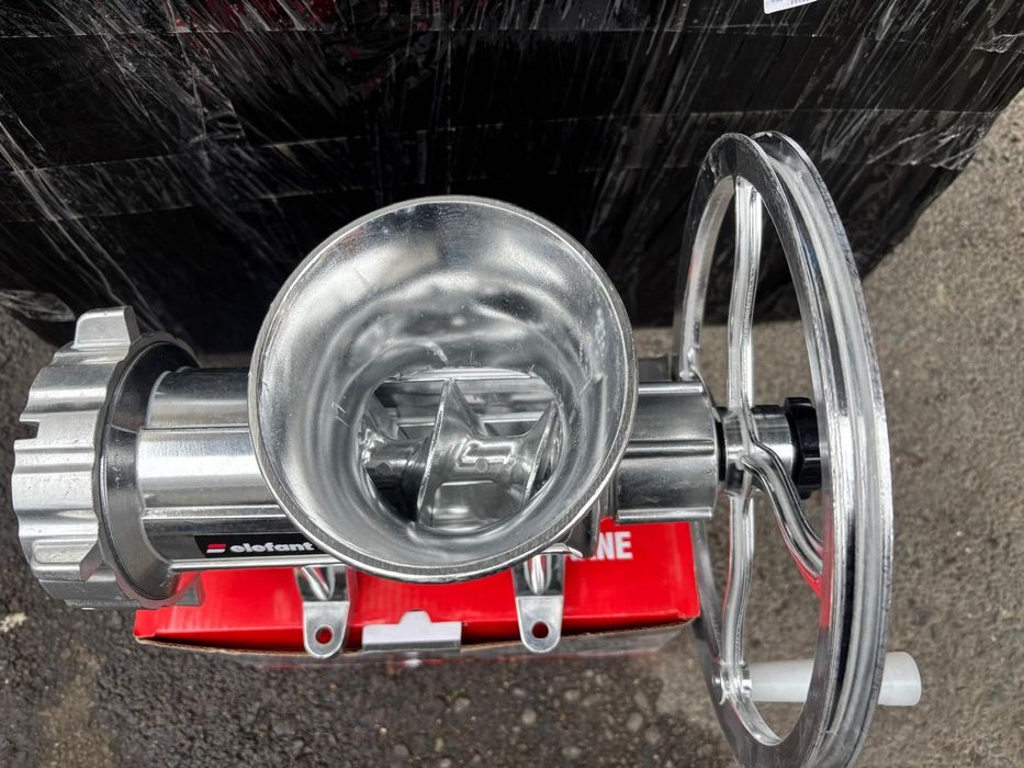 Mașina de tocat din aluminiu nr 32