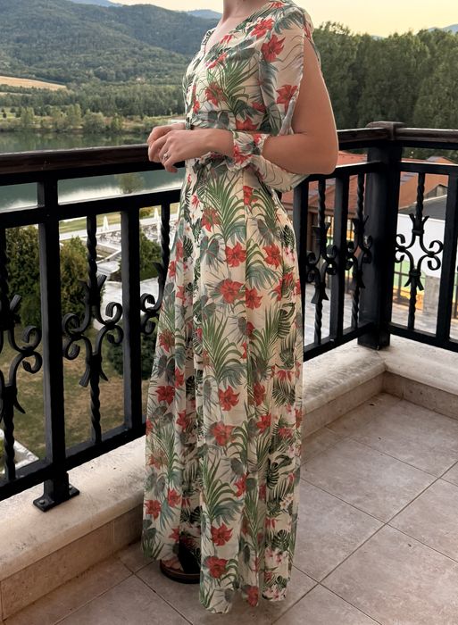 Лятна рокля на цветя