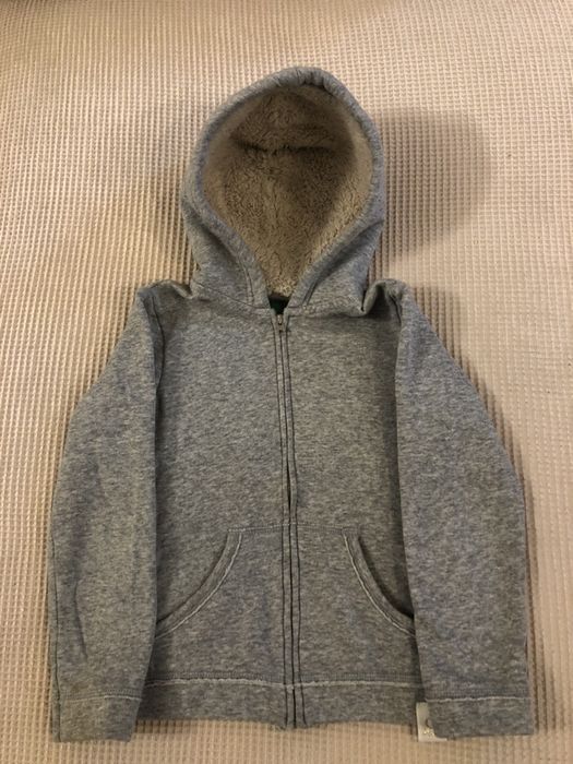 Шорты. Кофточка - BENETTON