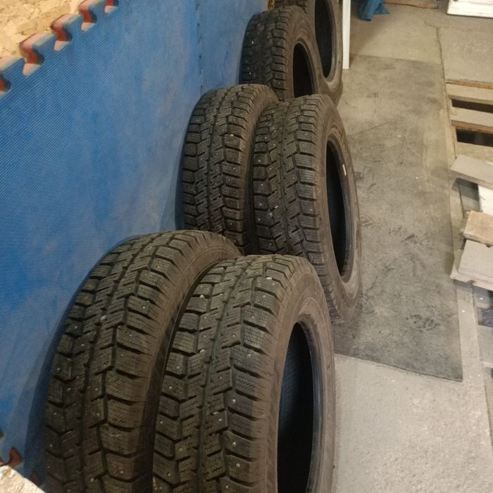 Продам резину на газель