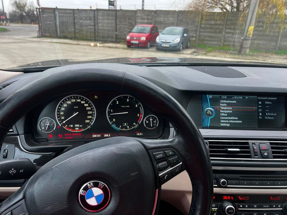 BMW 5 Series 2011 — imagine 3
